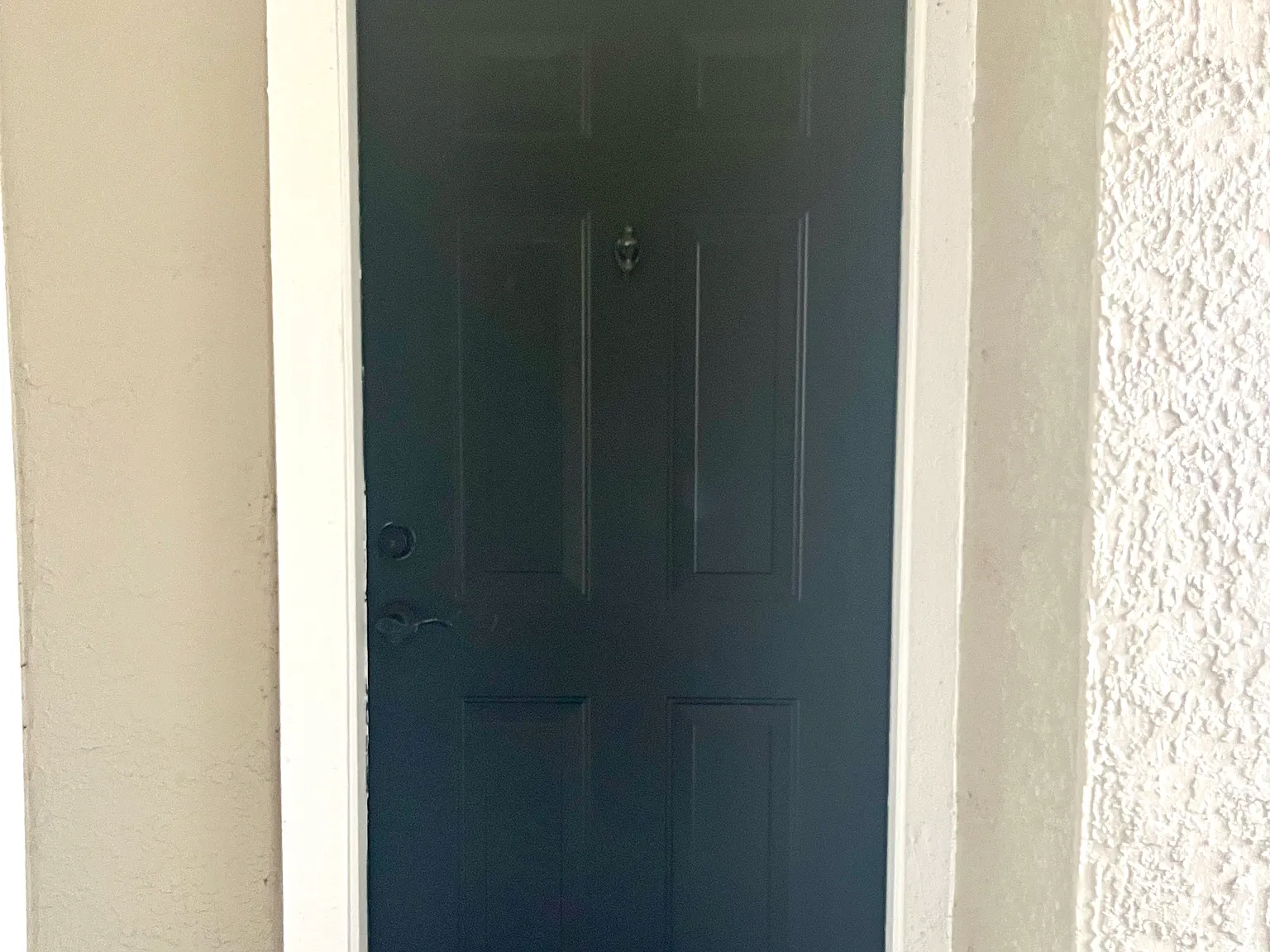 2 bed, 1020 sqft, $1,900 — Photo 2