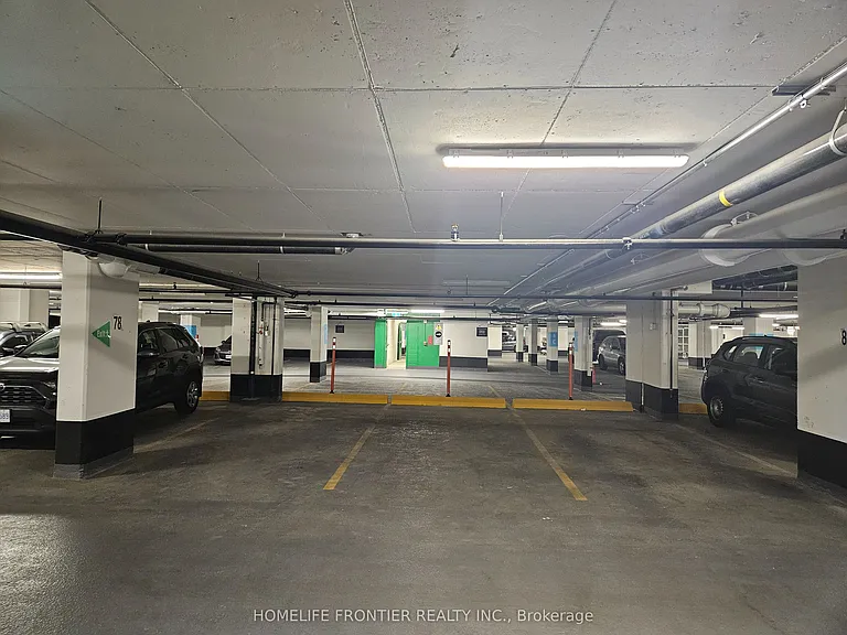 8 Interchange Way #902 — Photo 11
