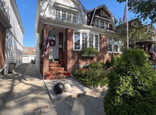 1739 E 32nd St, Brooklyn, NY 11234