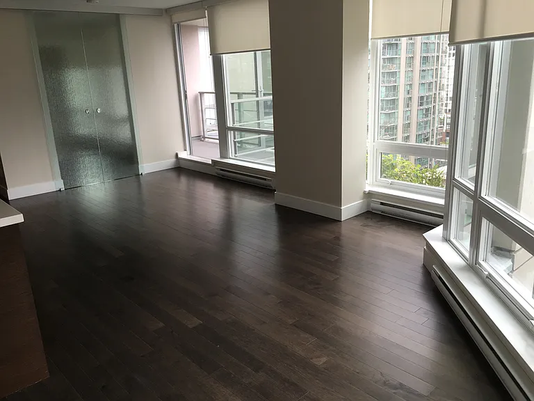 535 Smithe St #1007 — Photo 6