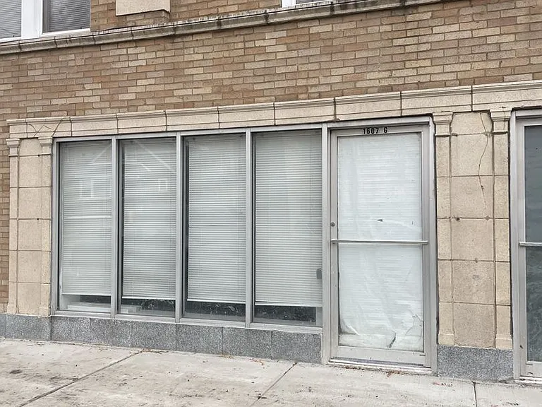 5520 W North Ave — Photo 13