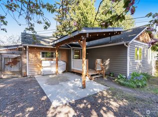 1481 Sierra Park Ln, Camano Island, WA