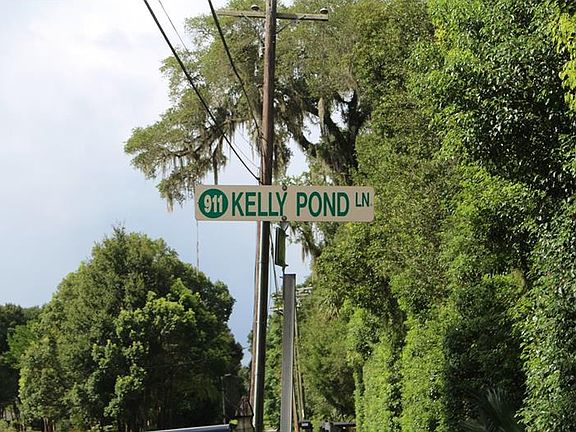 3rd image of 1509 Kelly Pond Ln
