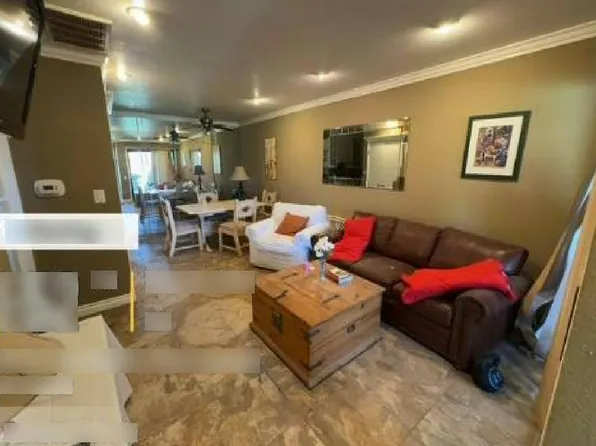 2810 N Arcadia Ct #111, Palm Springs, CA 92262