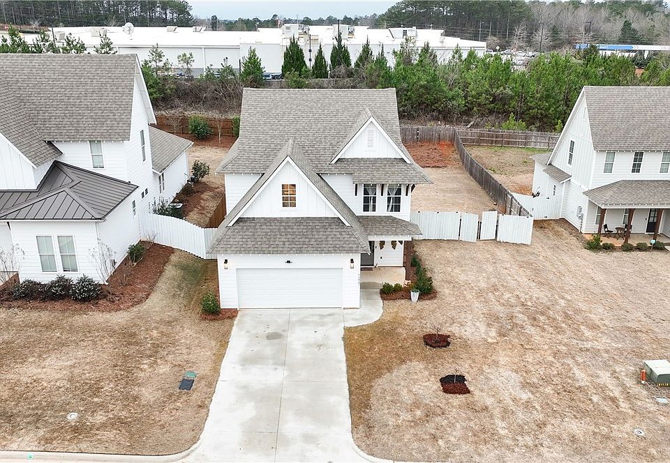 1st image of 1227 Ruth Way
