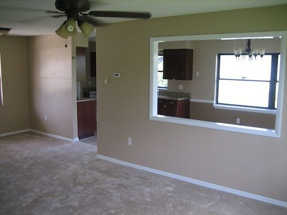 5th image of 6231 Royal Oak Dr