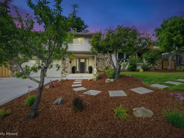 2740 Comstock Cir, Belmont, CA 94002