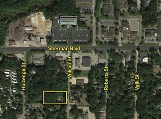 2703 Vulcan St, Muskegon, MI