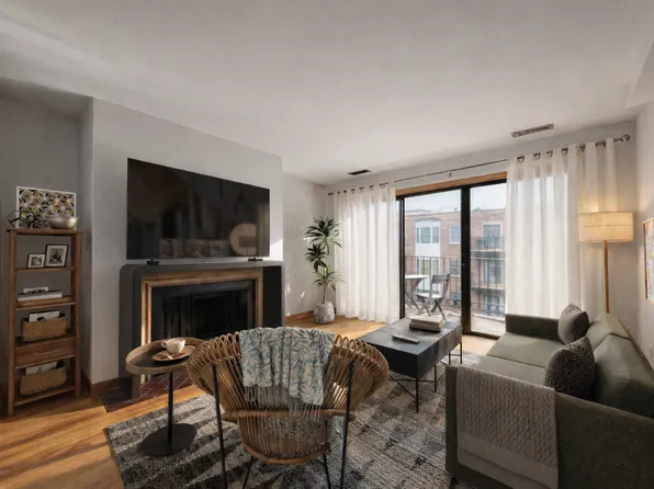 1740 Hinman Ave #E, Evanston, IL 60201