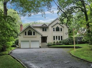 31 Stonybrook Rd, Tenafly, NJ 07670