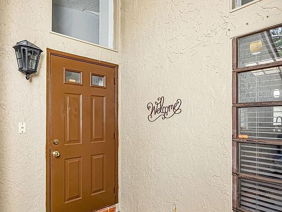 2nd image of 22724 VISTAWOOD Way
