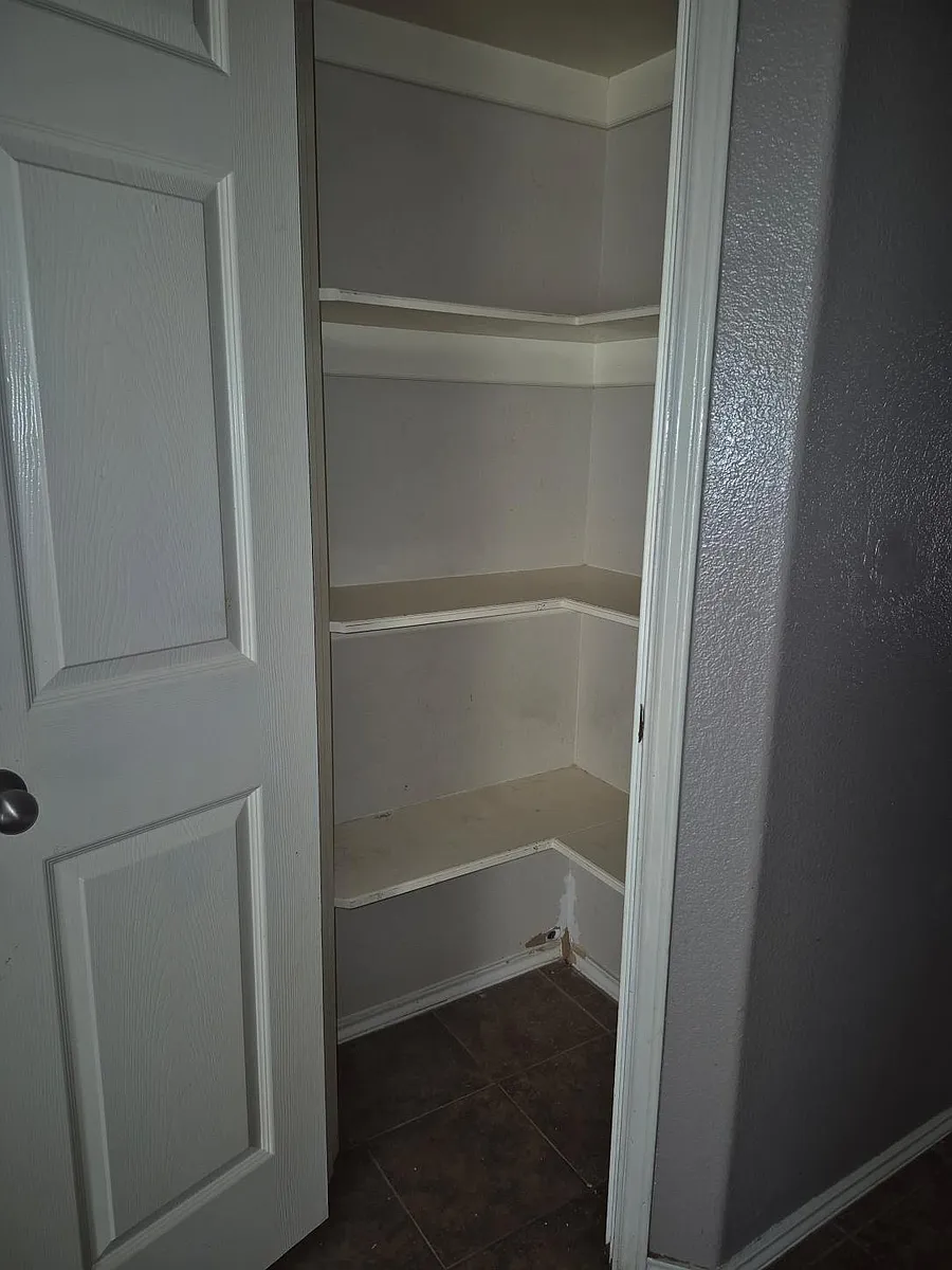Building Photo - 3713 Brumoso Ct