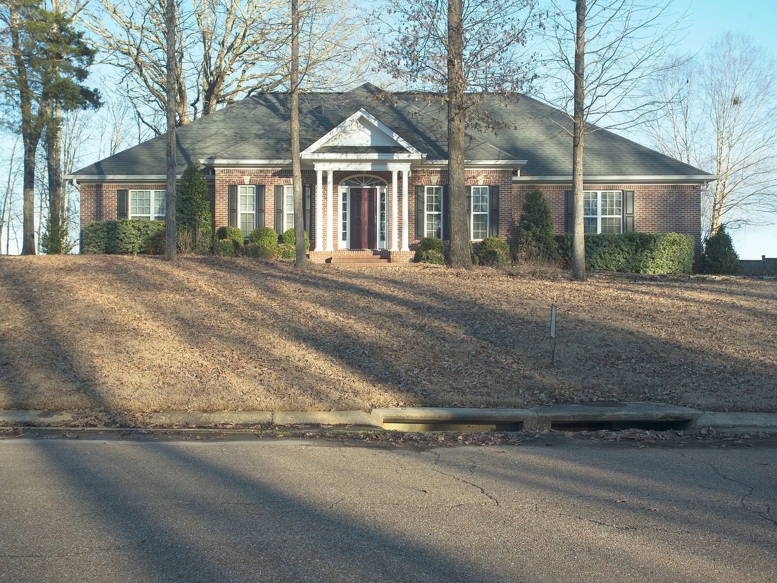 810 Greenbriar St, Starkville, MS 39759 Zillow