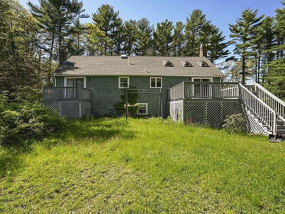 3rd image of 689 Tremont St