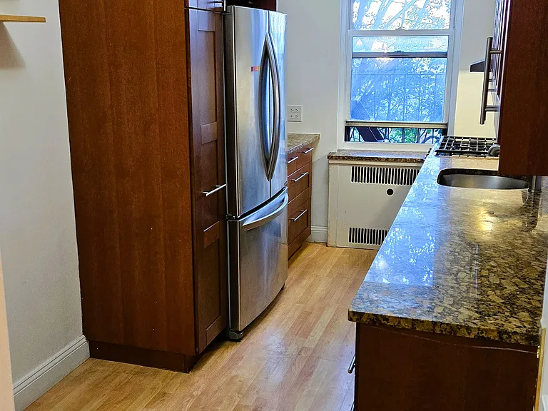 6141 Saunders St #B25 — Photo 9