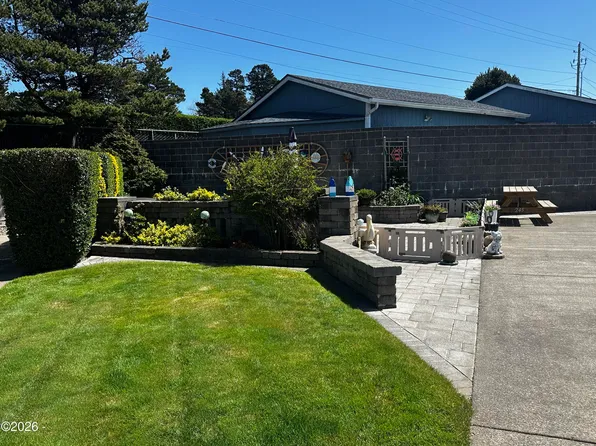 6225 N Coast Hwy Lot 245, Newport, OR 97365