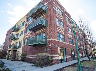 1107 Greenleaf Ave APT 2C, Wilmette, IL 60091