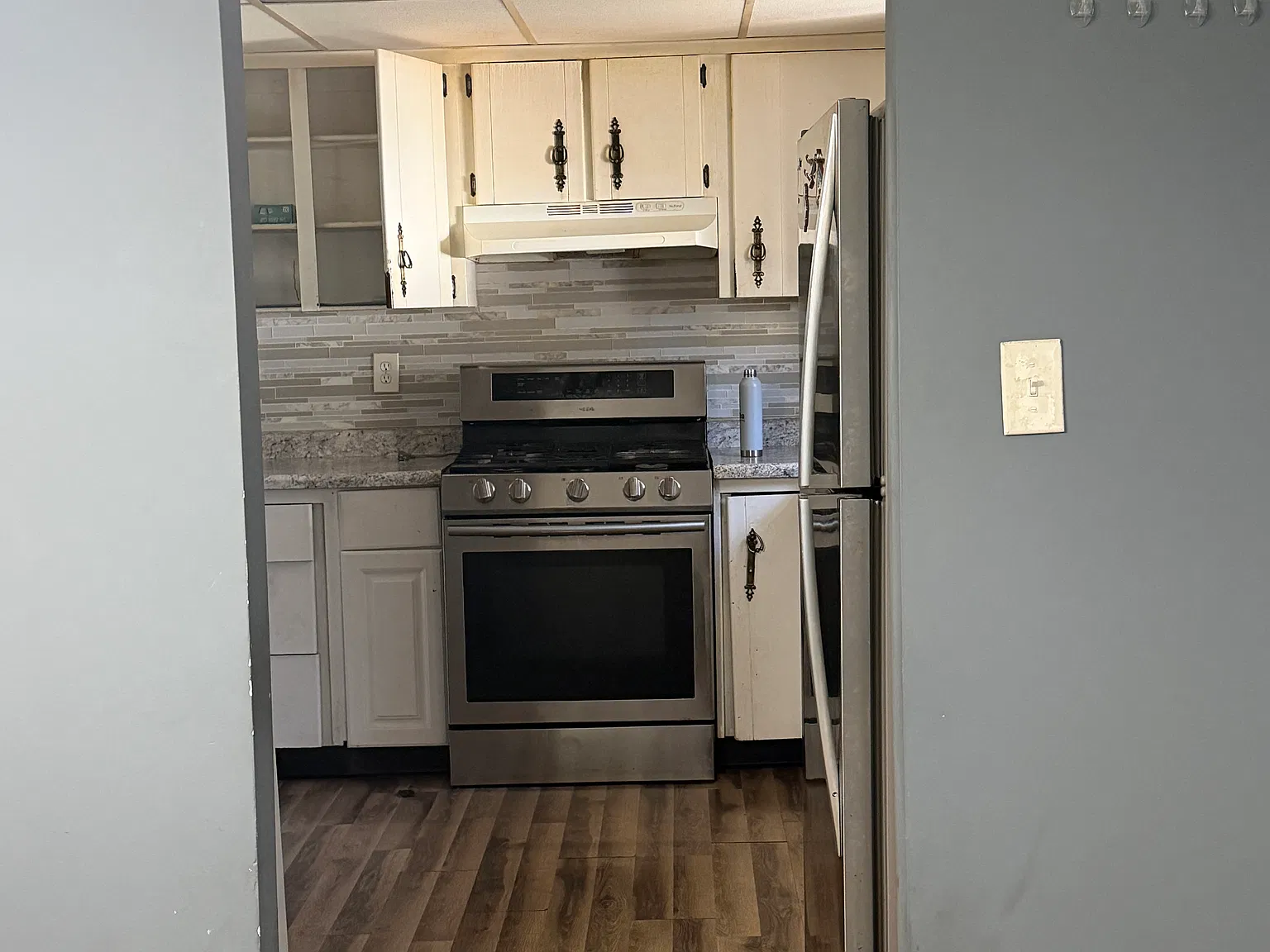 3 bed, 2.5 bath, 1650 sqft, $1,750 — Photo 3