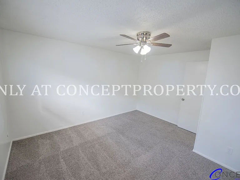 Murray Place — Photo 55