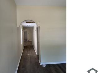 2700 Greenwood Ave, Louisville, KY 40211