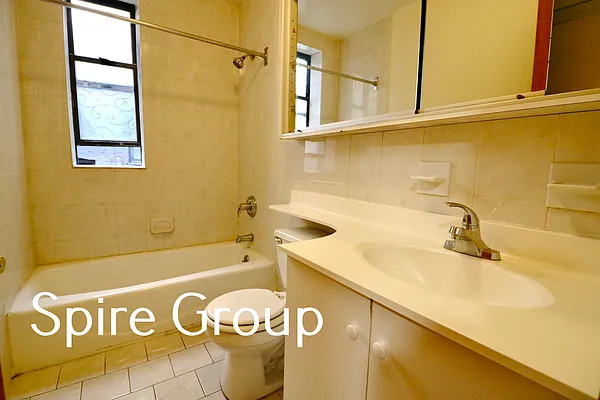 Rented by Spire Group | media 23