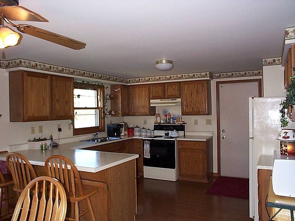 6574 Conlan Dr, Jeddo, MI 48032 Zillow