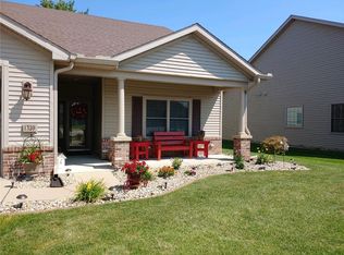 1320 W Alpine Ct, Decatur, IL 62521