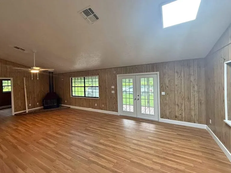 2230 Endsley Rd — Photo 31