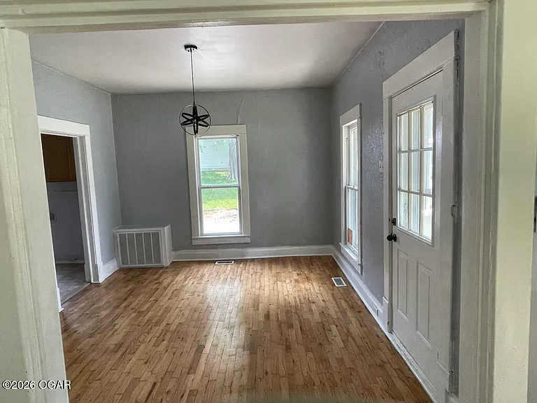1417 Crow St — Photo 11