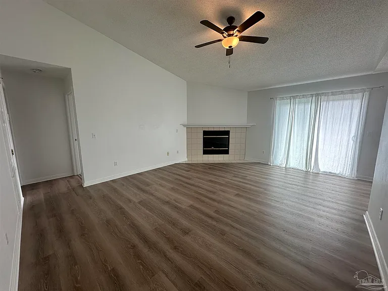 541 Batten Blvd — Photo 5
