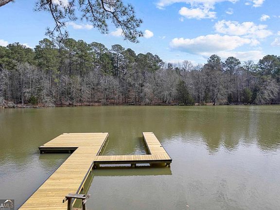 4th image of 1071 Jacobs Creek Rd