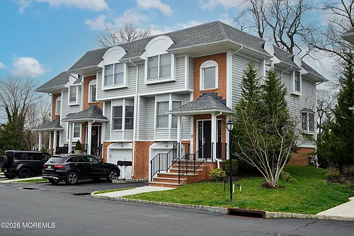 65 E River Rd #20 Photo 1