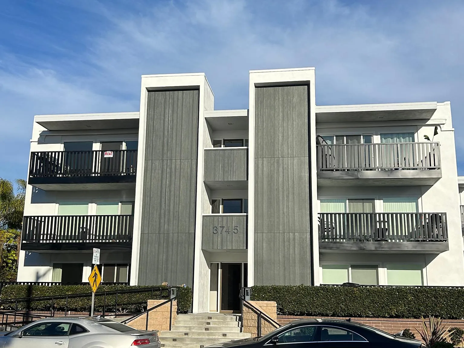2 bed, 1100 sqft, $4,450 — Photo 1