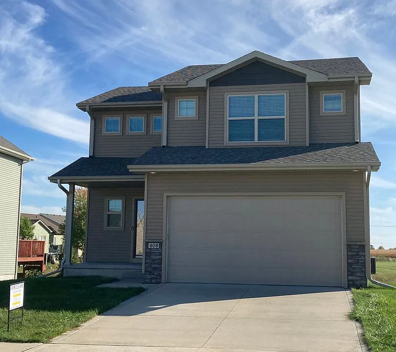 408 SE 17th Ct