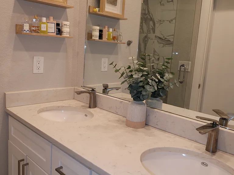 Double vanity master bath
