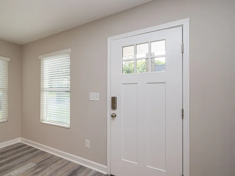 810 Long St — Photo 9