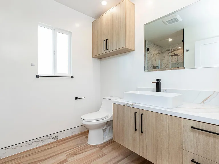 2225 Scott Rd — Photo 16