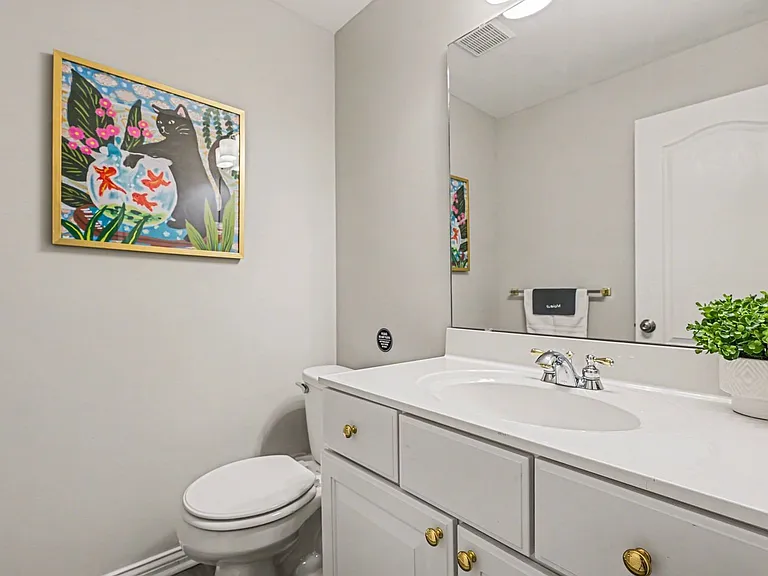 2580 Hingham Ln — Photo 30