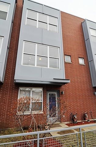 1st image of 3520 W Belmont Ave