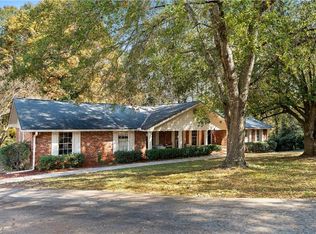 13 E Lakeshore Dr SE, Rome, GA 30161
