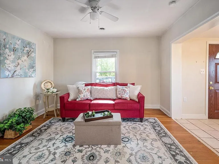 7019 Signal Hill Rd — Photo 14