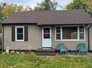 408 Sawyer Rd, Rockford, IL 61109