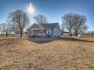 15510 Locust Rd, Carthage, MO 64836