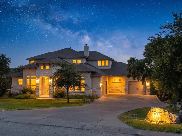 19112 Leisure Ln, Jonestown, TX 78645