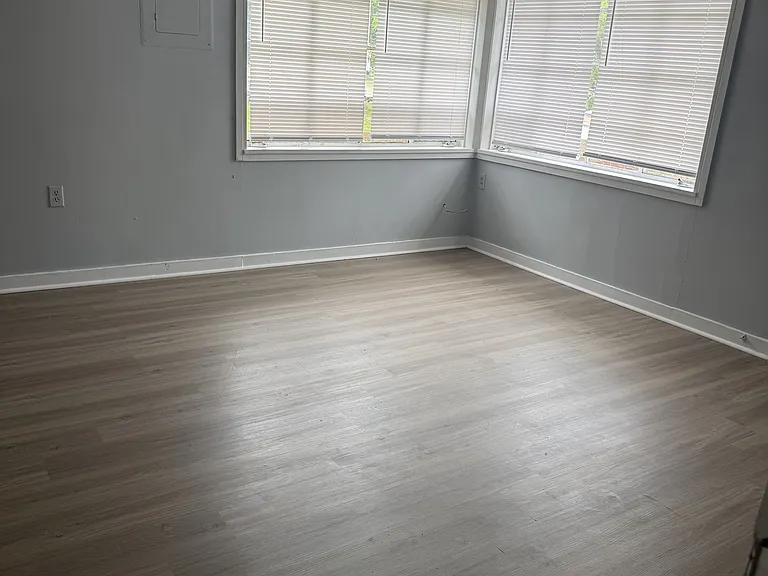 2221 1/2 20th Ave #2223 — Photo 3
