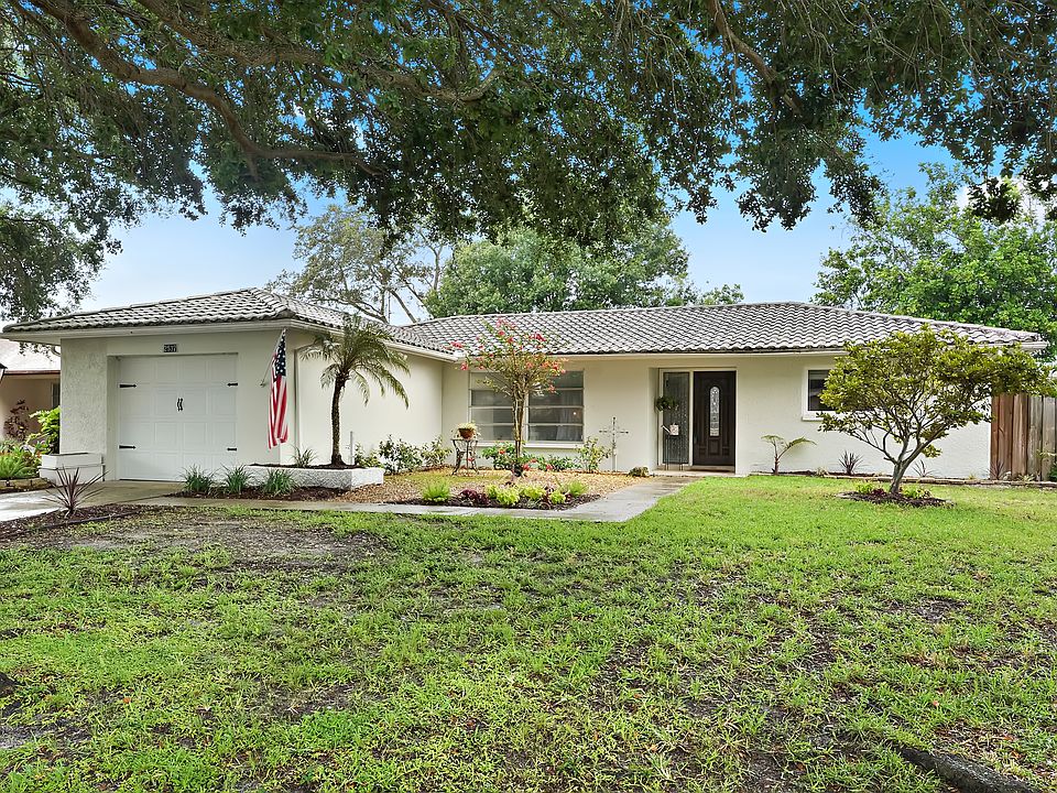 1st image of 2537 Bramblewood Dr W