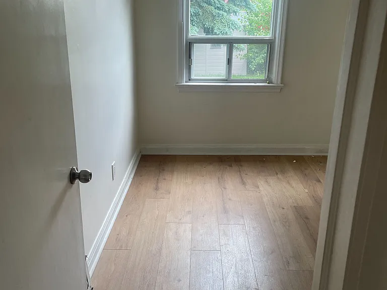64 Galbraith Ave — Photo 6