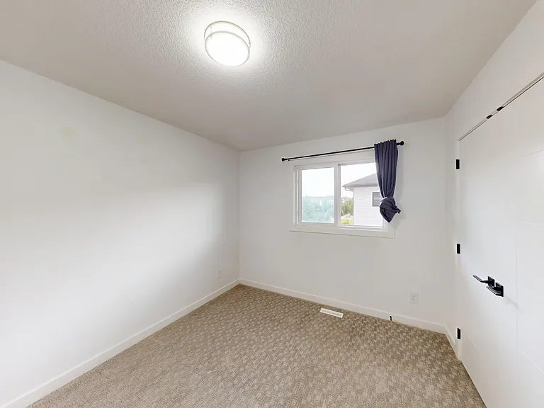 15 Hawks Ridge Blvd NW — Photo 9
