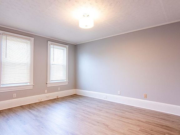 2nd image of 11731 Franklin Blvd Unit 2