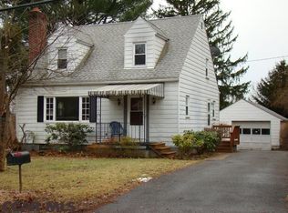 1027 Houserville Rd, State College, PA 16801